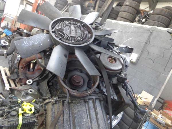 MOTEUR MERCEDES 1.8 ESSENCE - Vue 5